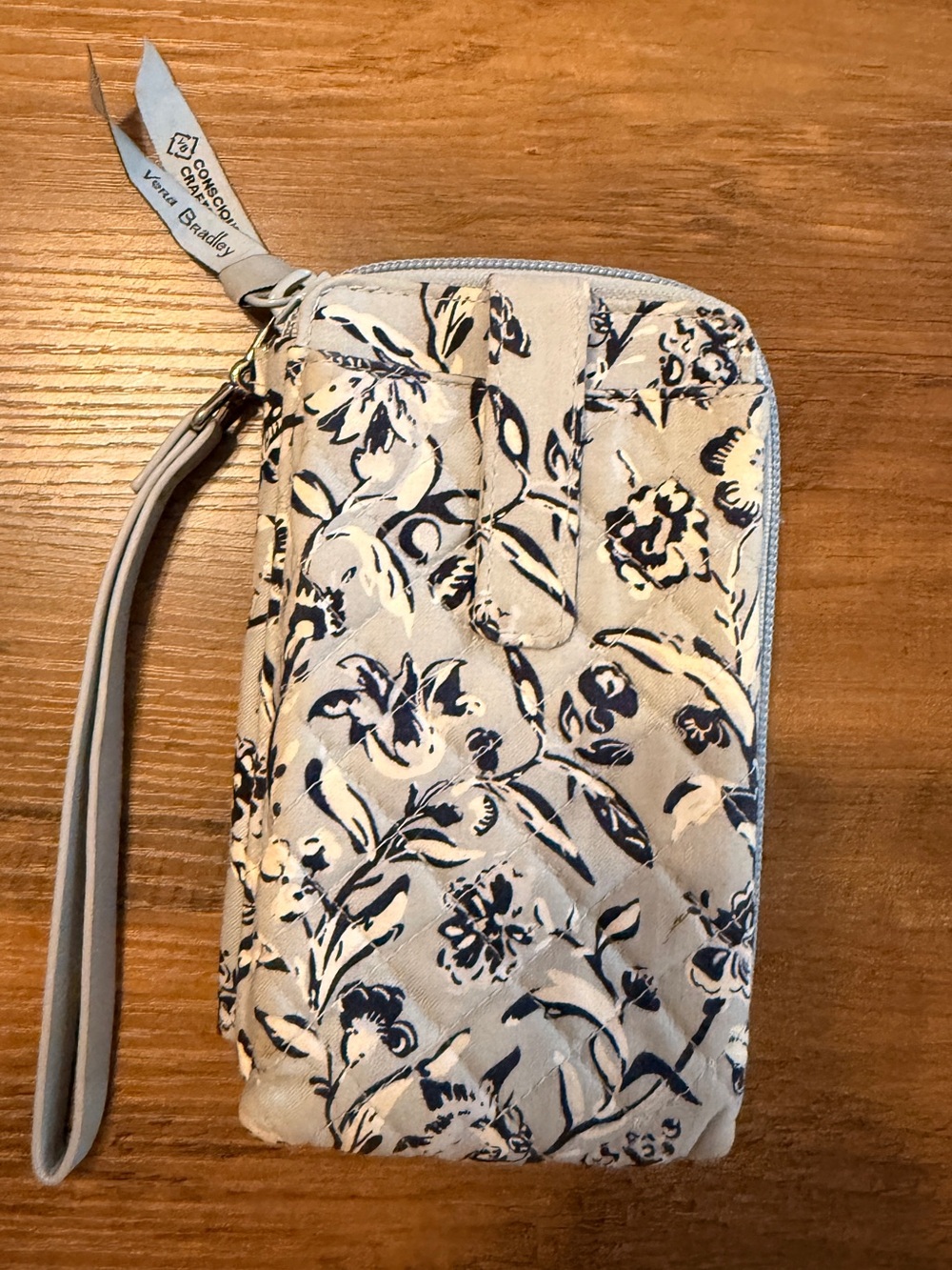 Vera Bradley quilted floral Wristlet Wallet Clutch Perennials